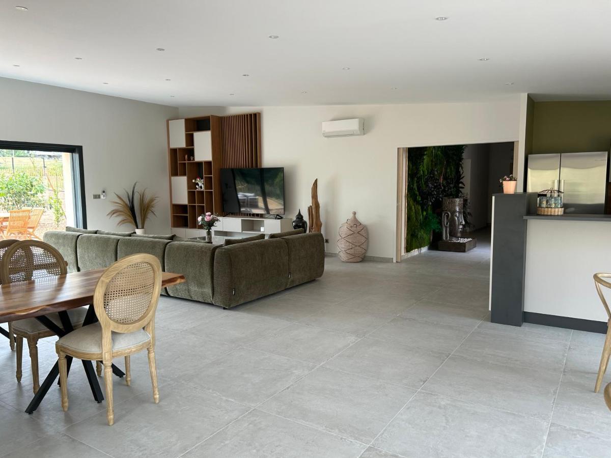 Sol'M Lodges Solesmes  Екстер'єр фото