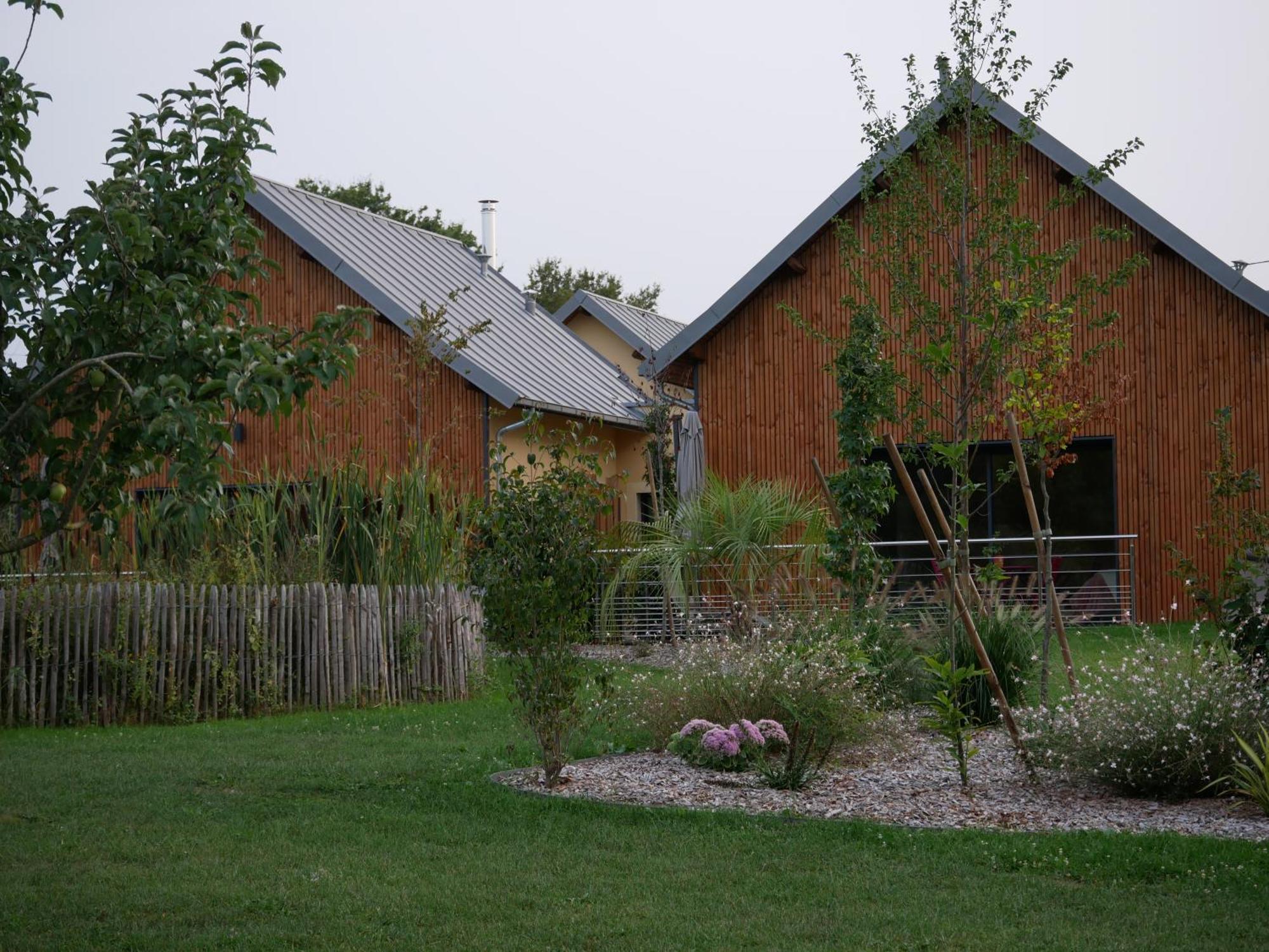 Sol'M Lodges Solesmes  Екстер'єр фото